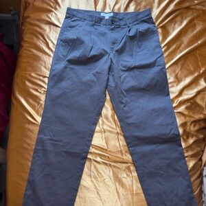 Amazon Essentials Men's Charcoal Chinos